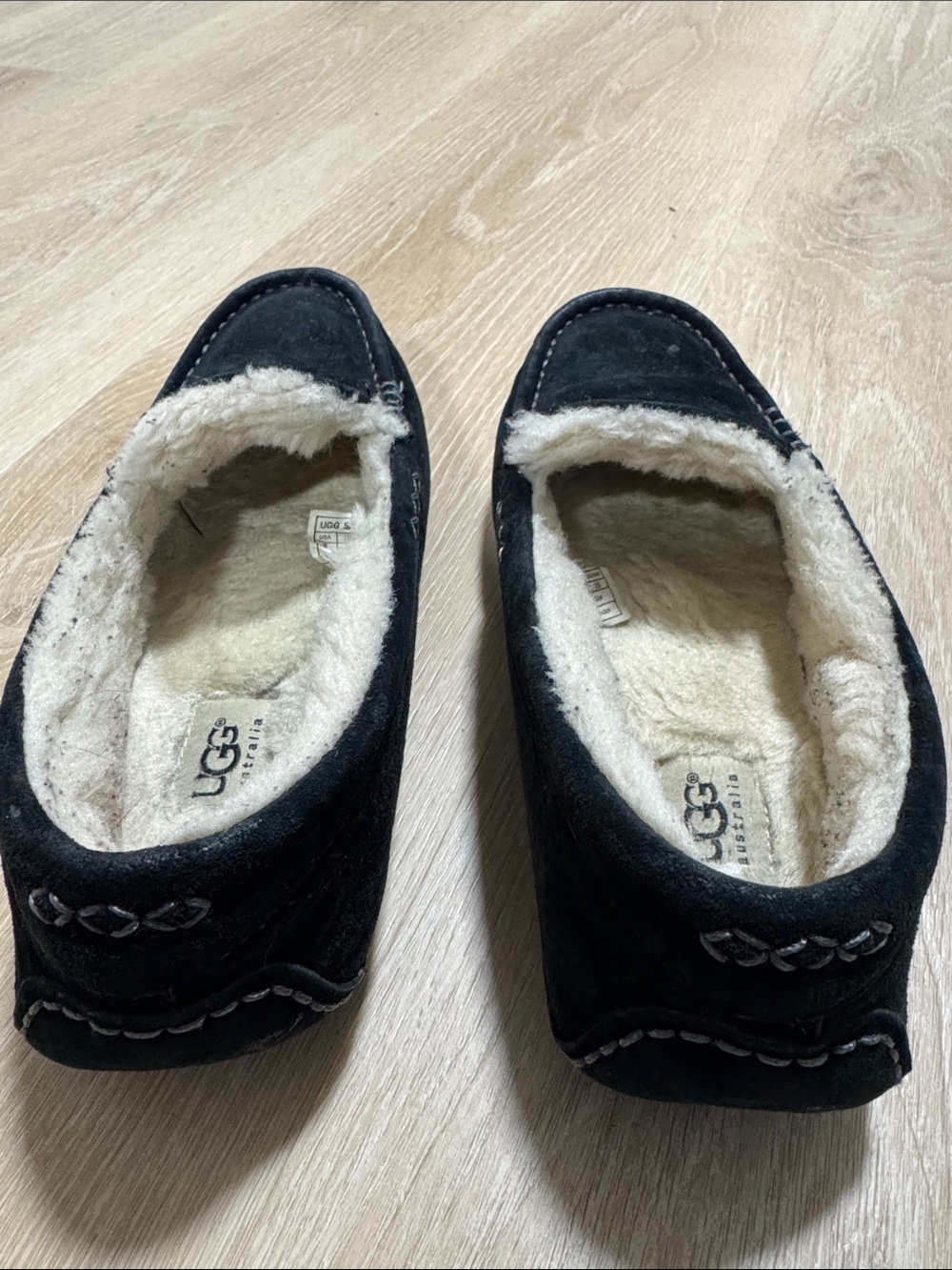 UGG Men’s Black Suede Shearling-Lined Slip-On Moccasins - Picture 4 of 5